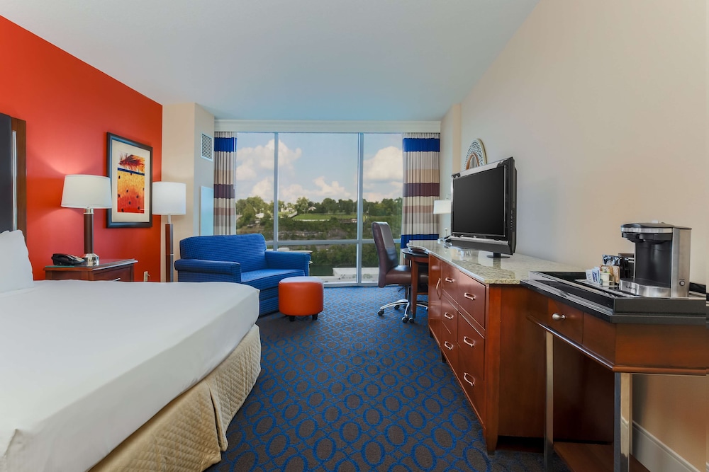 Room, 1 King Bed, Accessible, View photo 2