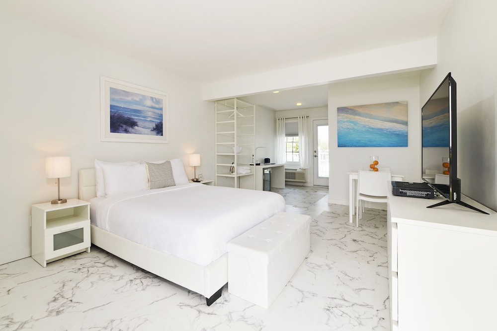 Queen Suite