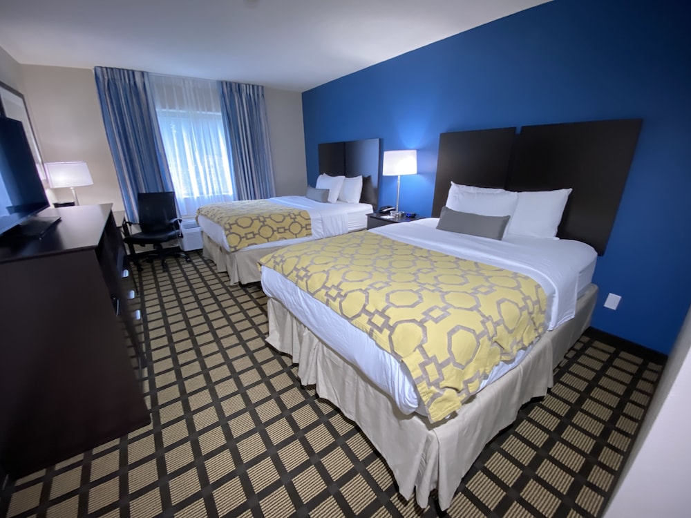 Room, 2 Queen Beds, Non Smoking - Photo 3