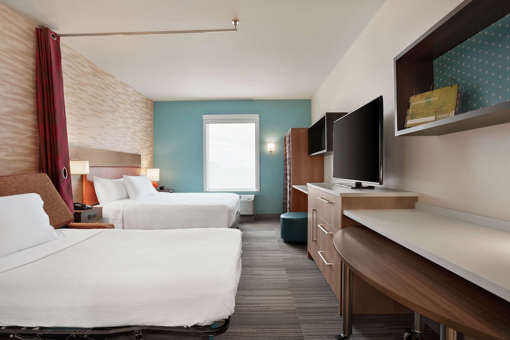 Suite, 1 King Bed, Accessible (Hearing) - Photo 3