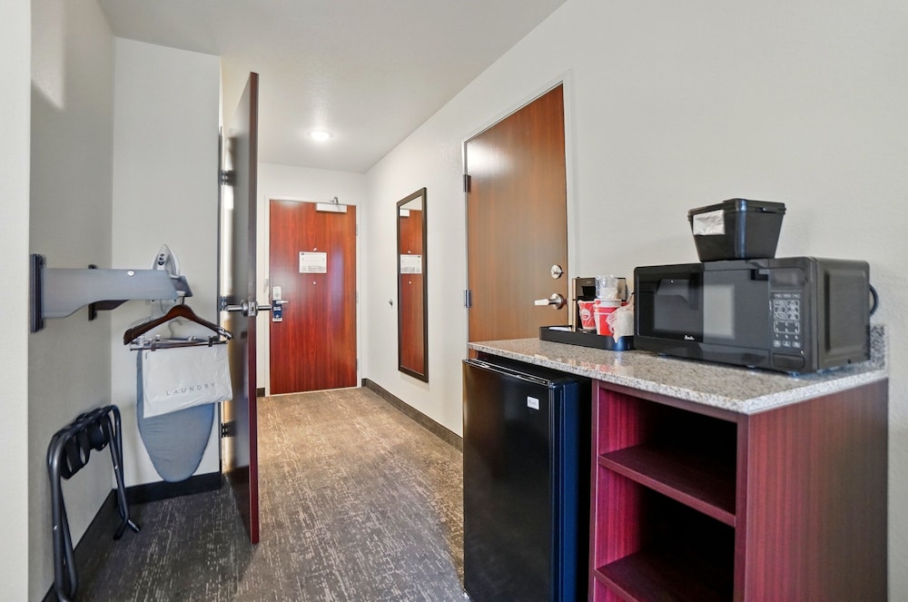 Cobblestone Hotel & Suites-RussellsPoint, 사진 5