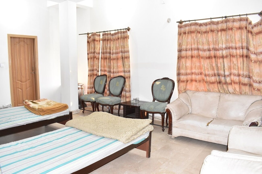 Triple Room - Photo 2
