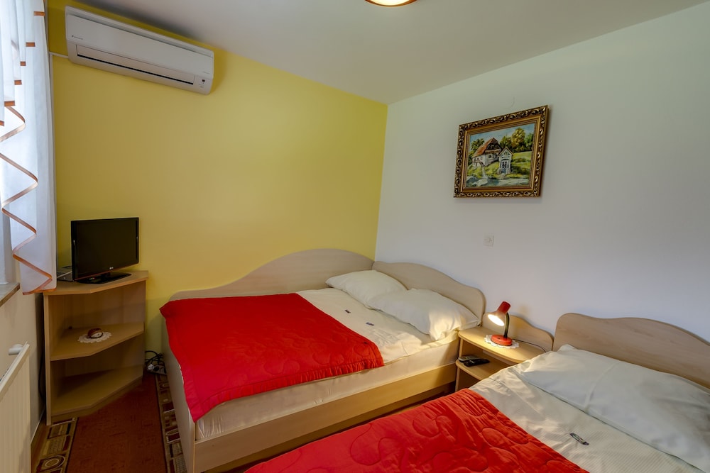 Apartment, 1 Bedroom, Mountain View (a2) photo 2