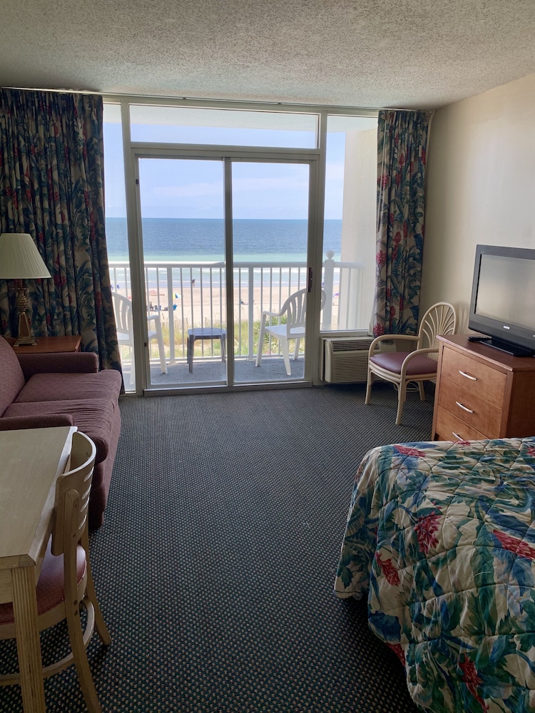 Executive Suite, 1 Bedroom, Oceanfront photo 1