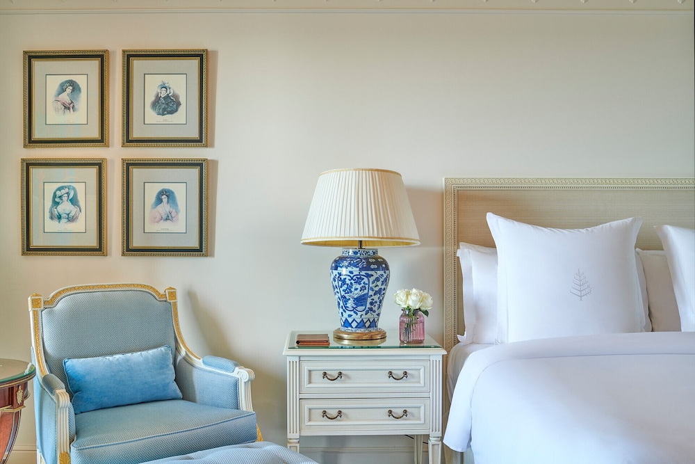 Available room