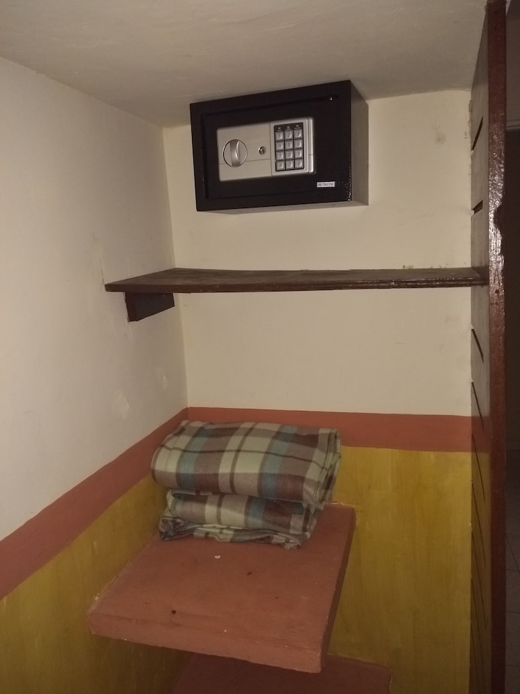 Standard Double Room photo 3
