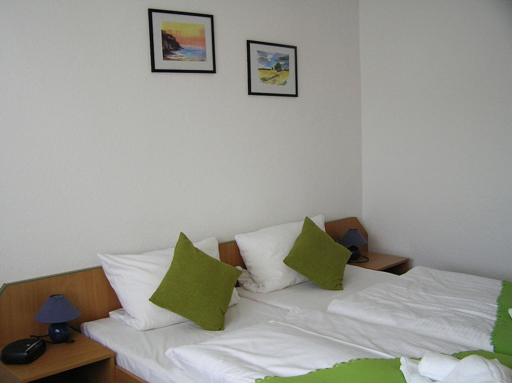 Double Room (no pats allowed) photo 2