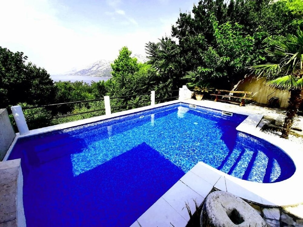 House (Kris - Quiet And Romantic - H(8+2)) photo 1