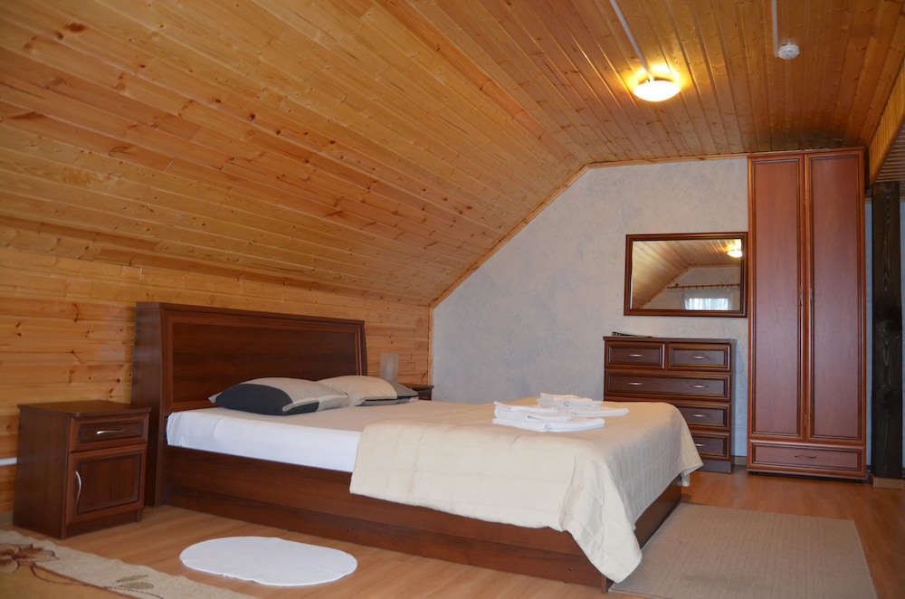 Villa photo 3
