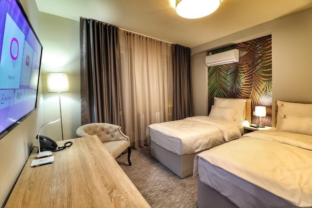 Economy Twin Room