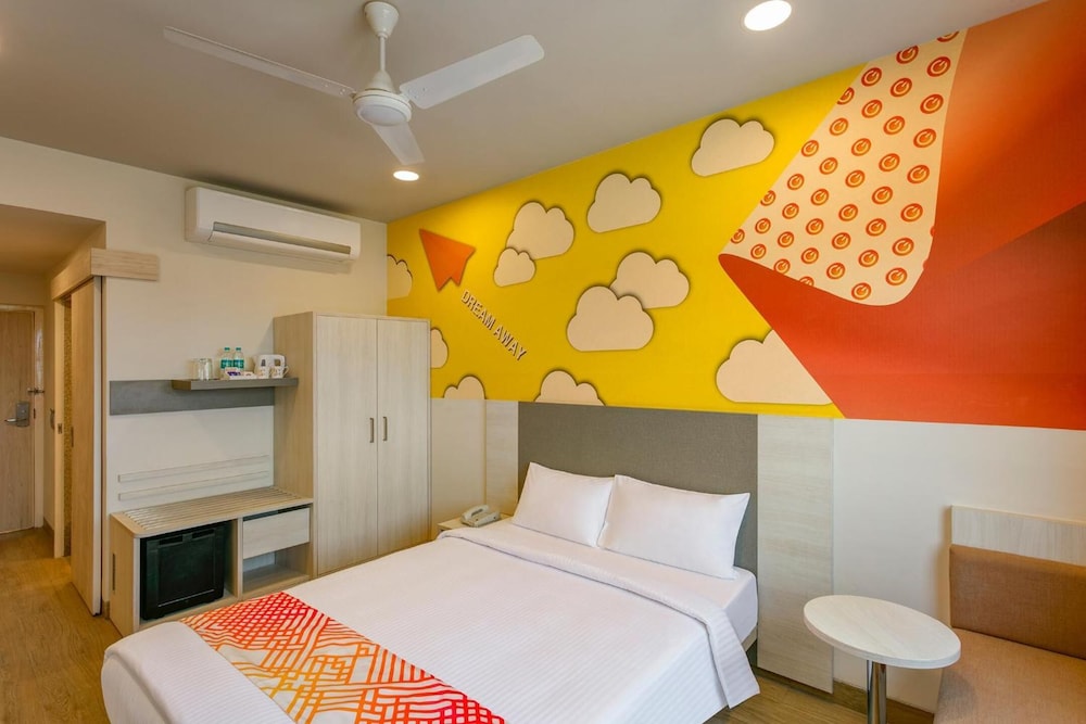 Luxe Queen Room - Photo 1