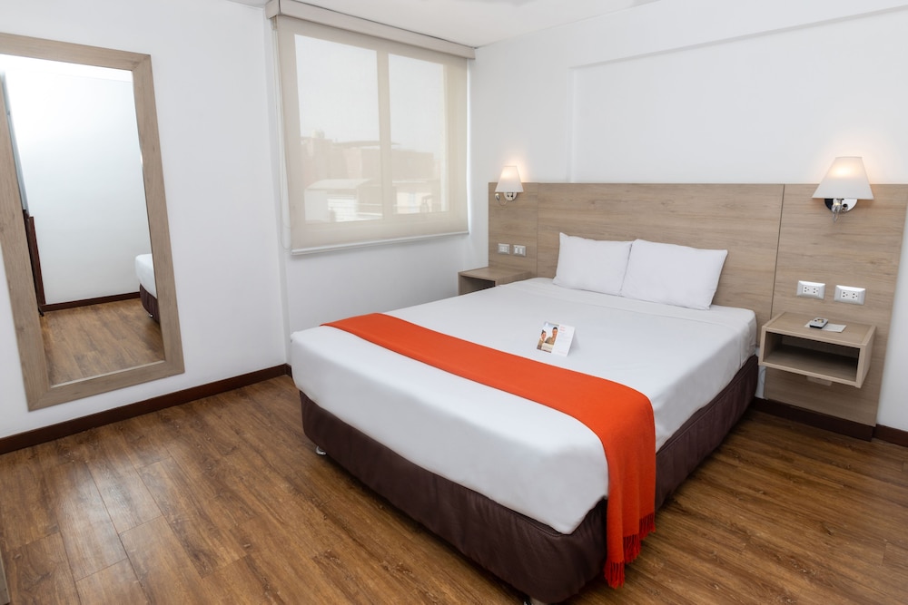 Superior Triple Room, 3 Twin Beds photo 2