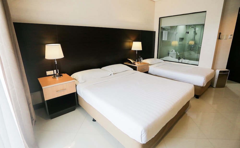 Deluxe Room - Photo 2