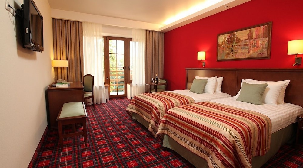 Standard Double or Twin Room photo 1