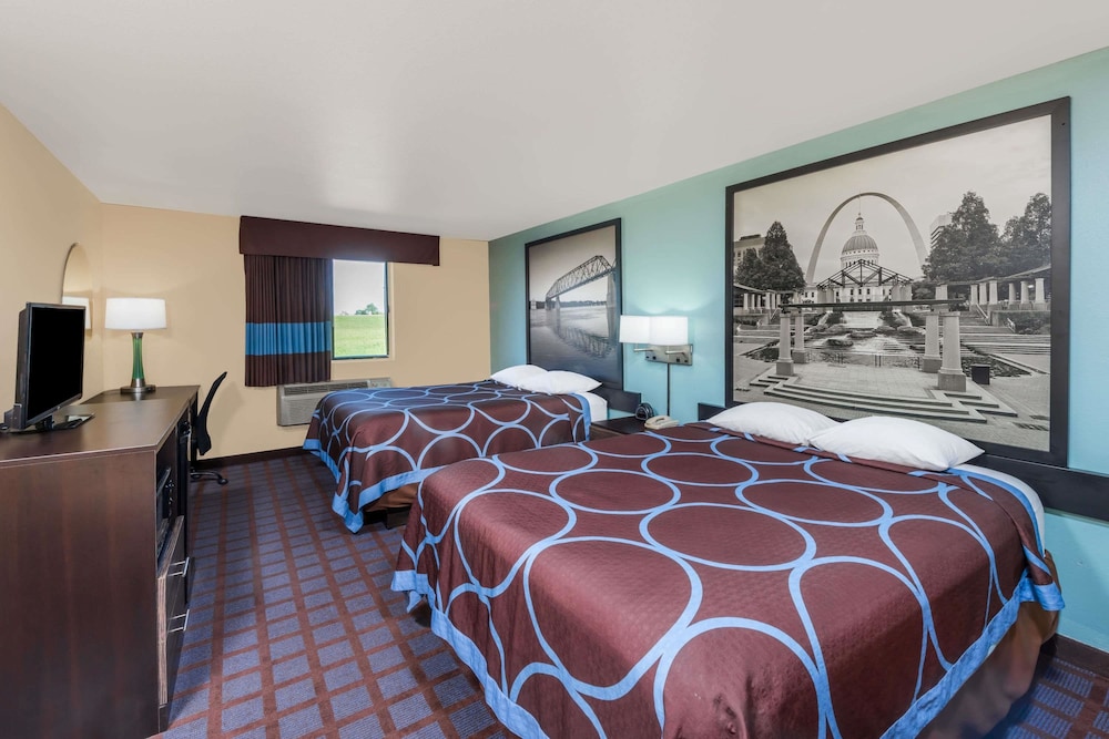 Standard Room, 2 Queen Beds - Photo 1