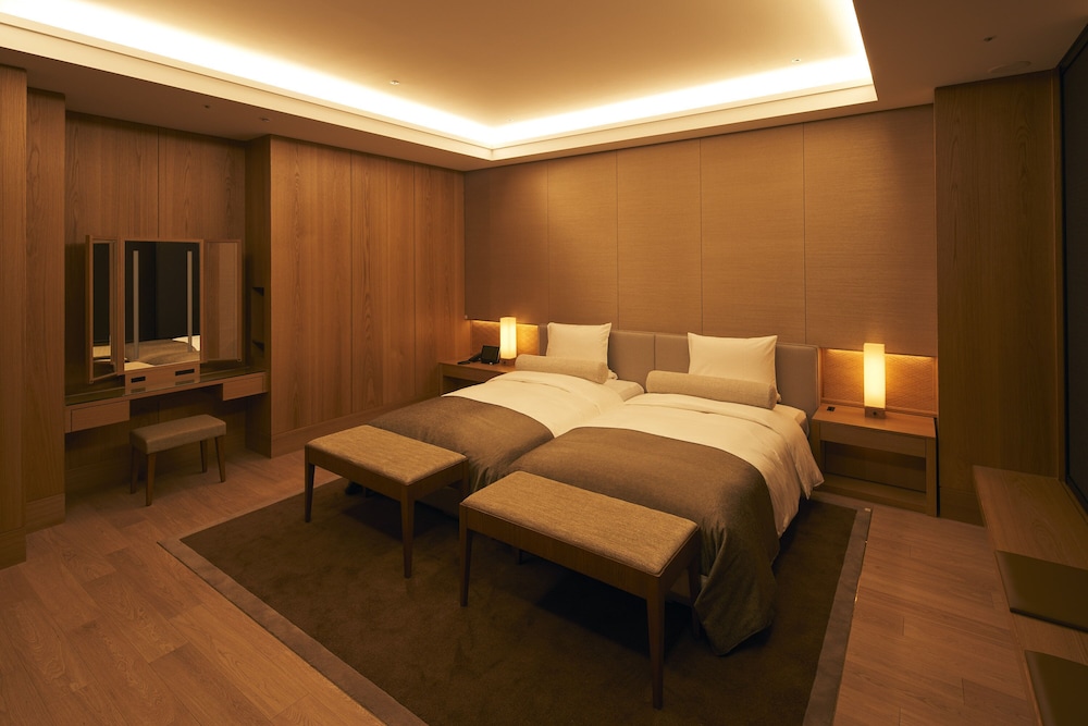 The Okura Tokyo bedroom photo