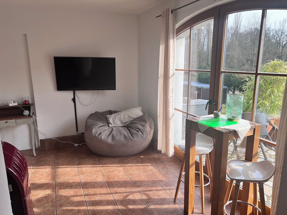 Deluxe Duplex, 1 Bedroom, Non Smoking, Patio (Lavendel) photo 2