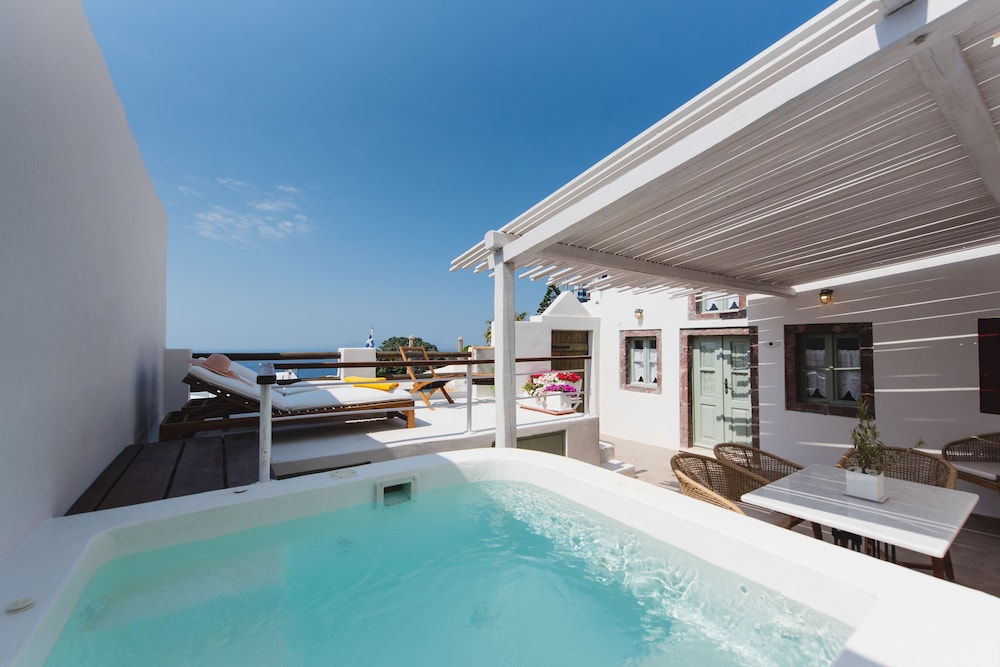 Kyklos Villa *100 meters outside the complex - Photo 12