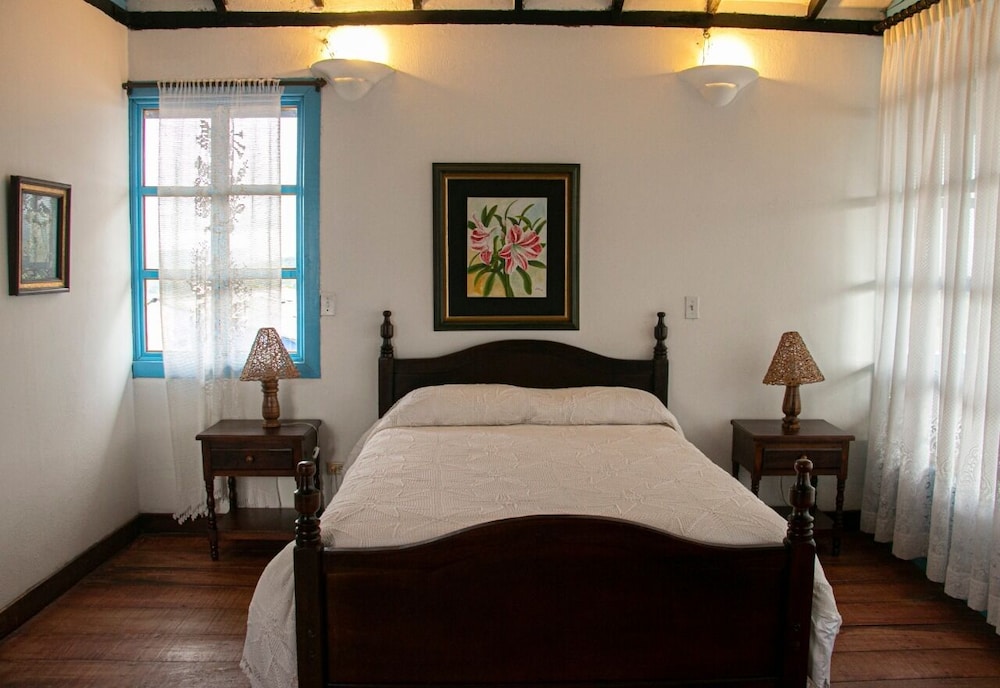 Premium Studio Suite photo 2
