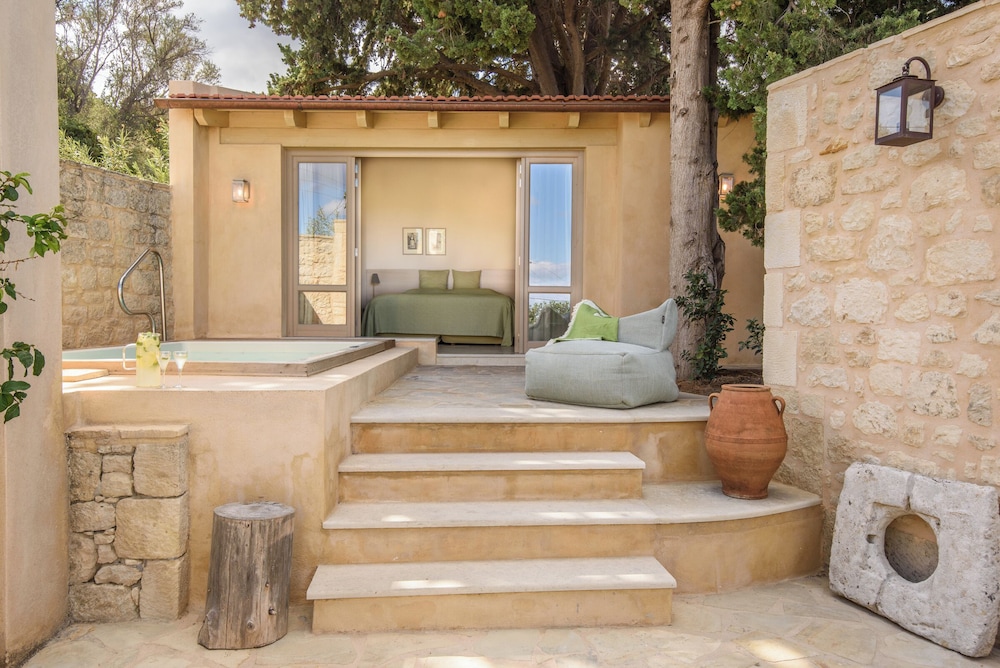 Classic Double with Terrace Seaview Mini Pool(Aquarius) - Photo 2