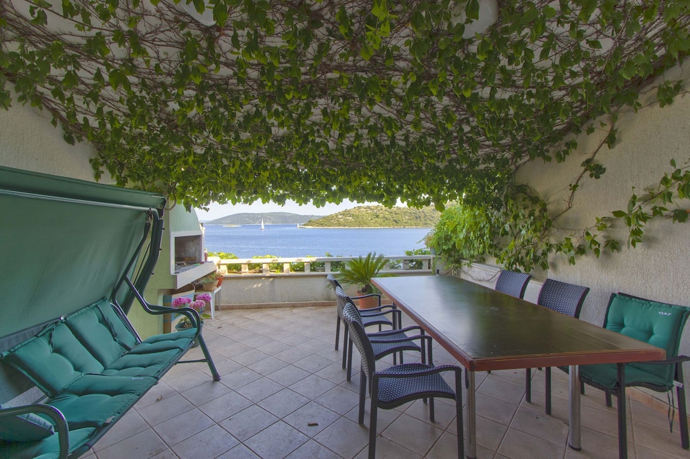 Studio (Tonka - 10 m from beach - A1(2))