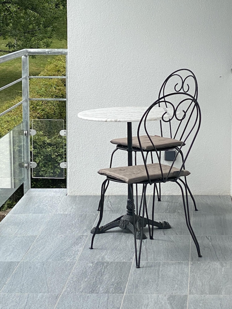Comfort Double Room, Ensuite, Garden View (Chambre Granny) - Photo 4
