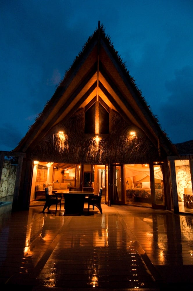 Luxury Villa, 2 Bedrooms, Private Pool, Beachfront photo 3