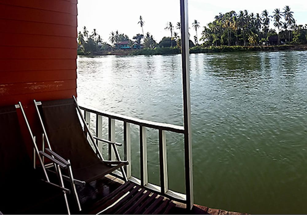 Floating Studio photo 3