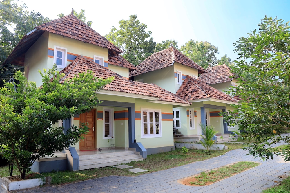 Thulasi cottages photo 3