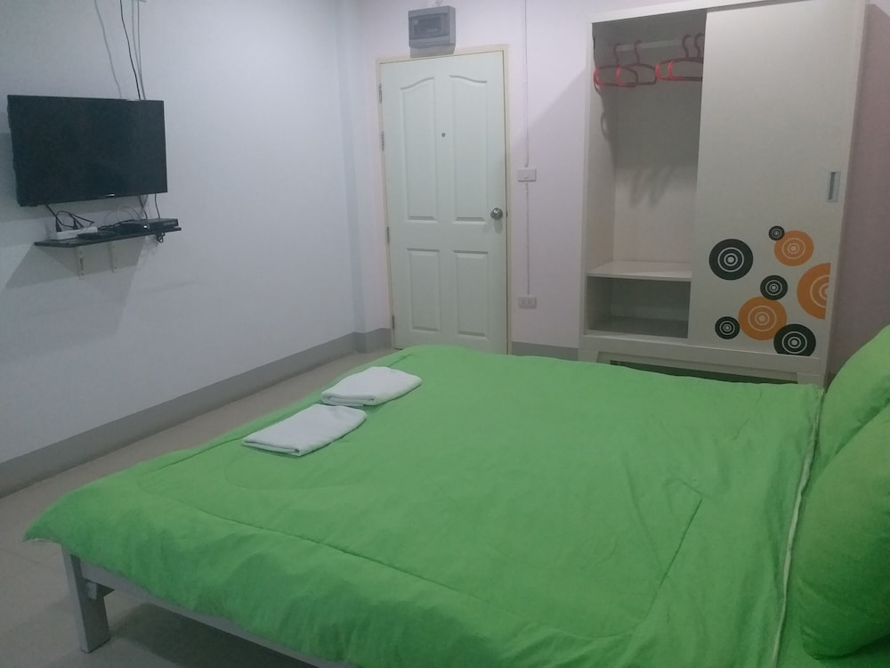 Standard Double Room - Photo 14