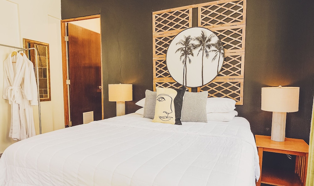 Traditional Room, 1 Queen Bed photo 1