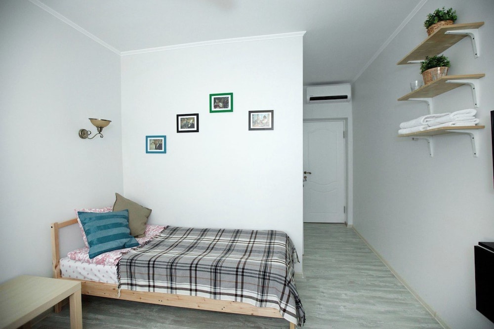 Standard Twin Room, Non Smoking photo 3