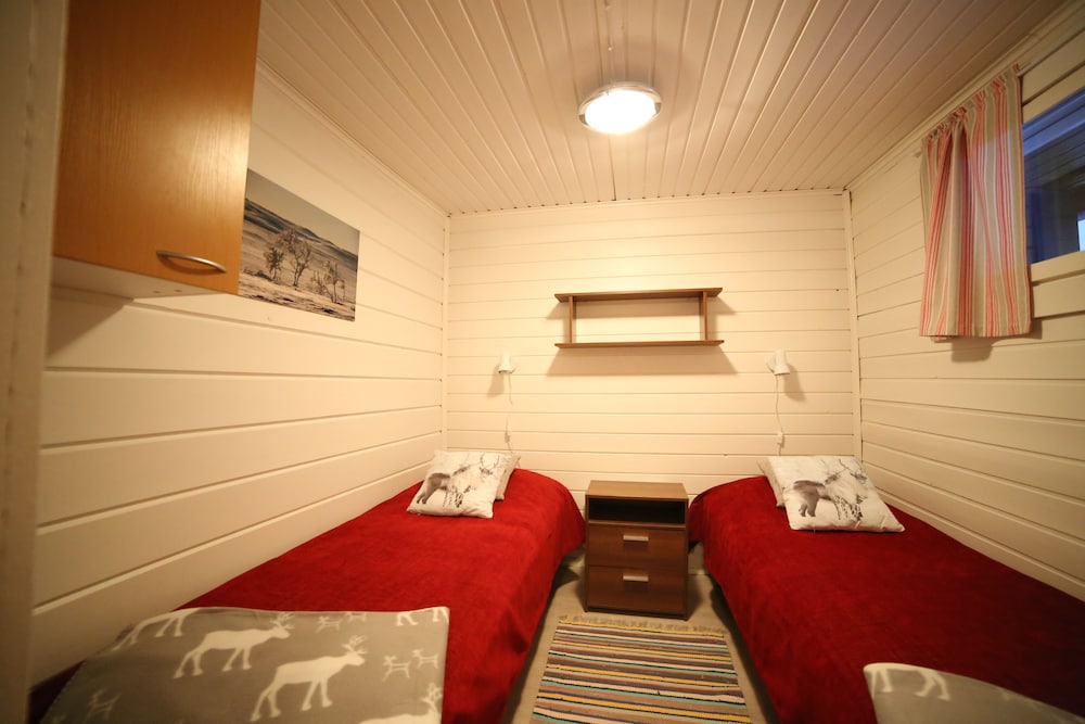 Cabin photo 1