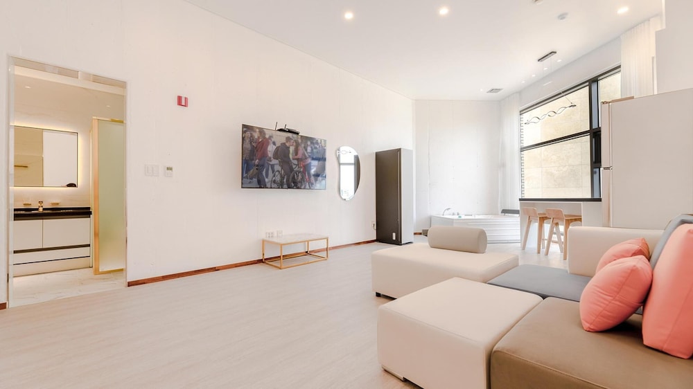 Basic Room, 1 Bedroom (303(Spa)) - Photo 12