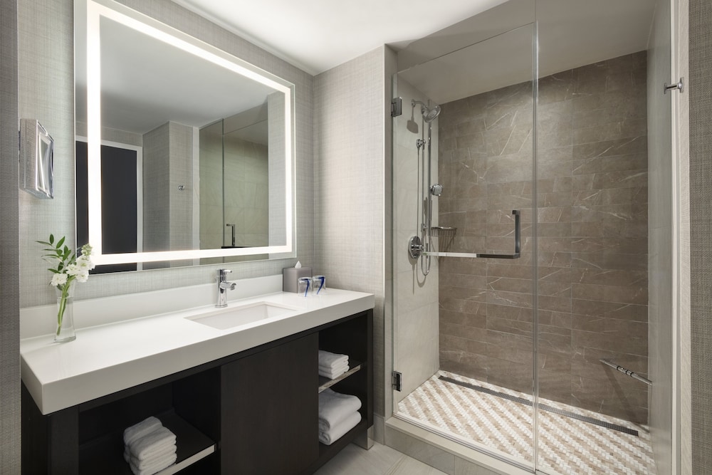 Premium Room, 2 Queen Beds, Balcony (Juliet Balcony, View)