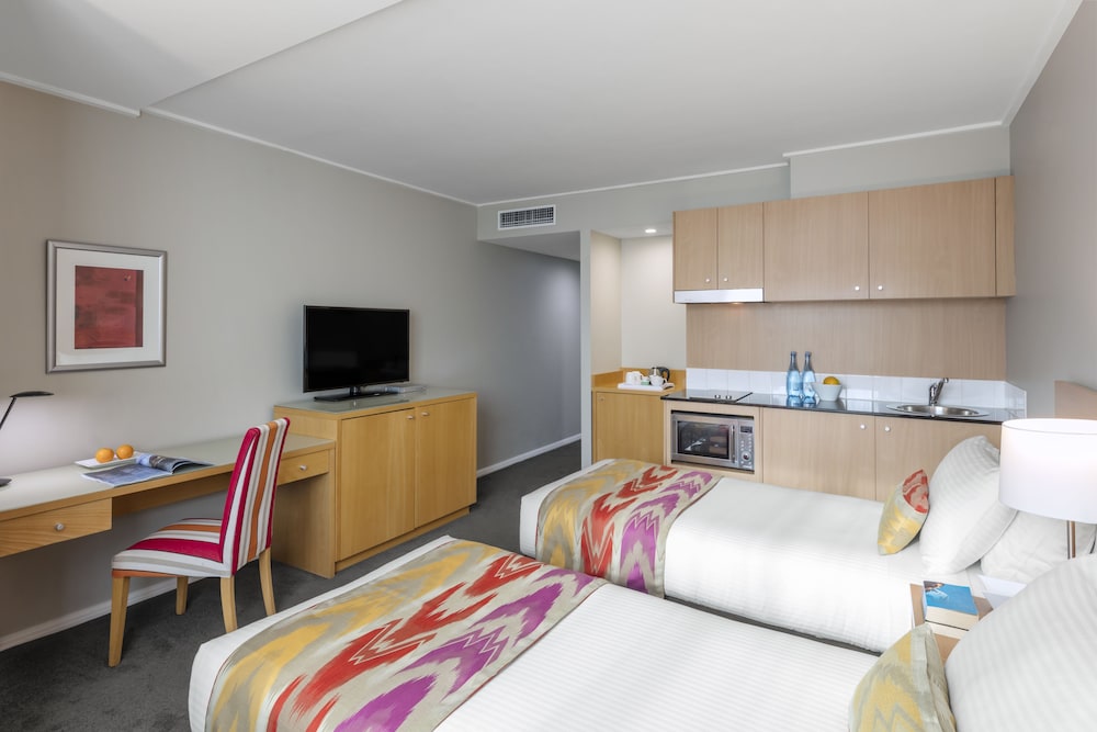 Studio Apartment - Photo 8
