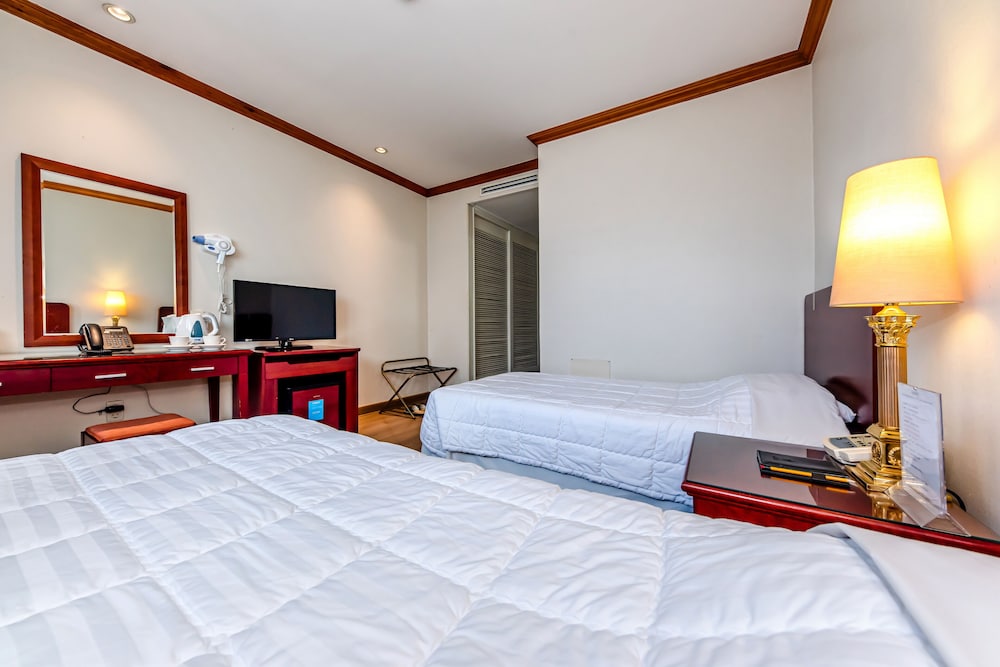 Standard Twin Room (A, 2 Single Beds) photo 2