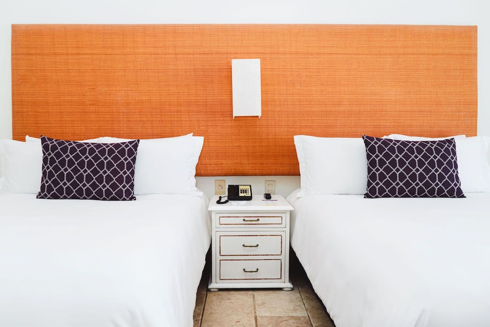 Deluxe two beds sea view - Photo 8