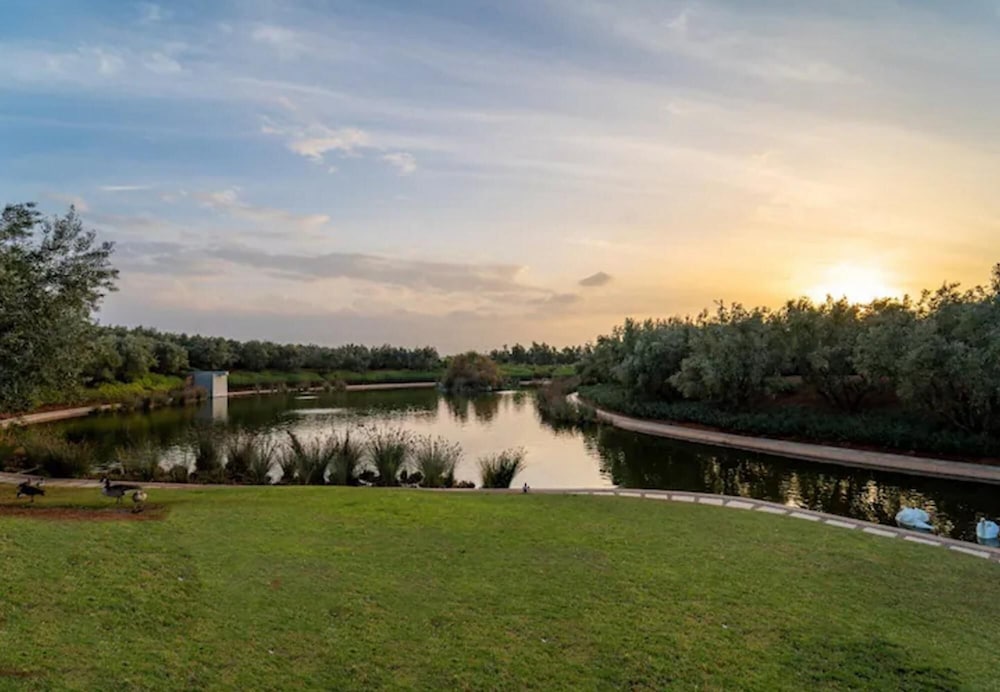 Villa photo 3