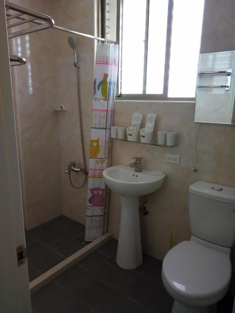 Standard Quadruple Room ( 202-2f) photo 3