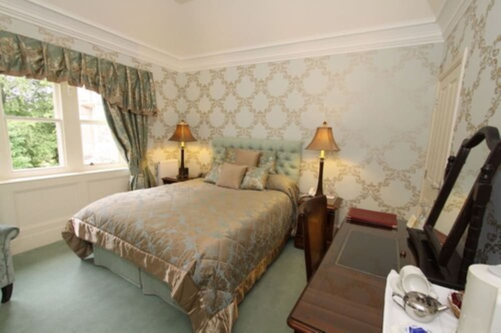 Standard King Room, Ensuite photo 2