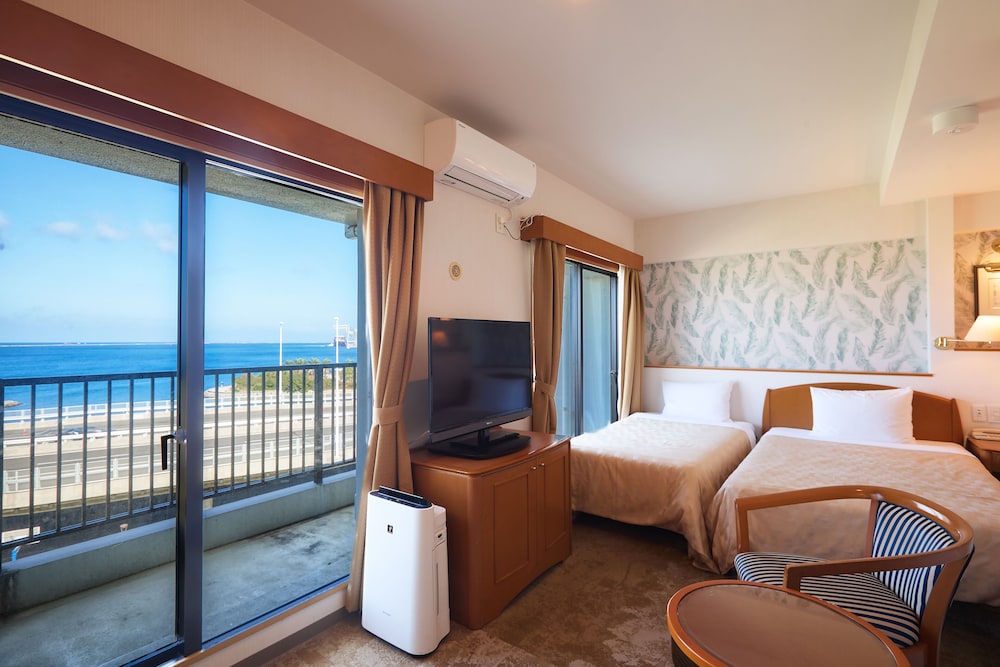 Triple Room, Multiple Beds, Non Smoking, Ocean View - Photo 3