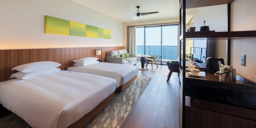 Deluxe Room (2 Twin Beds & 1 Sofa Bed)
