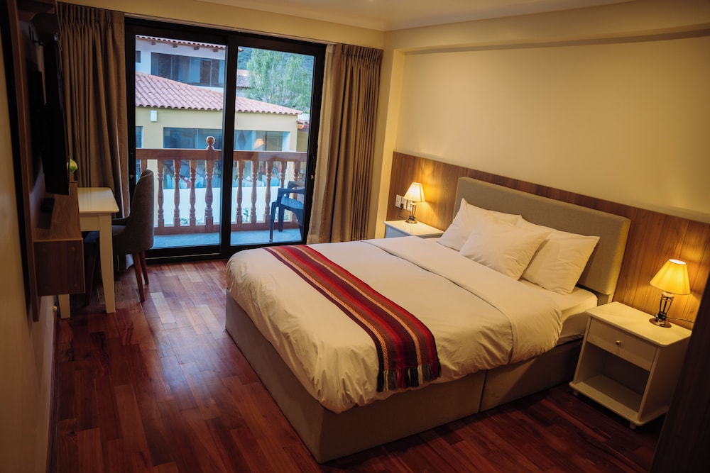 Superior Double Room, Balcony, Garden View