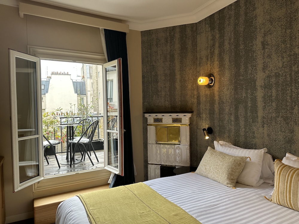 Romantic Suite, 1 Queen Bed with Sofa bed, Terrace photo 1