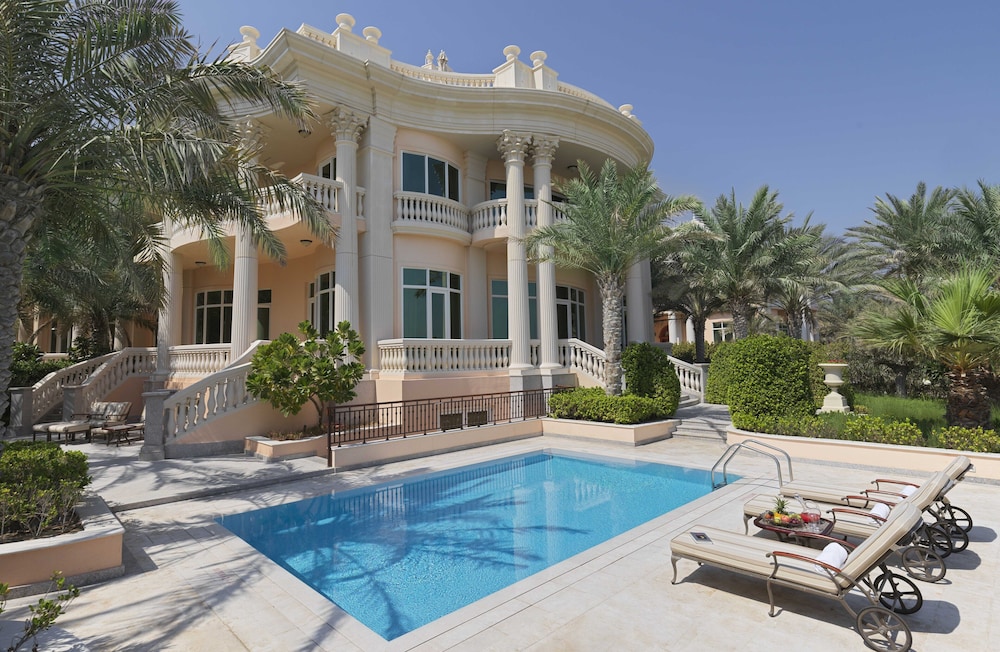 Raffles, Royal Villa, 4 Bedrooms thumbnail 6