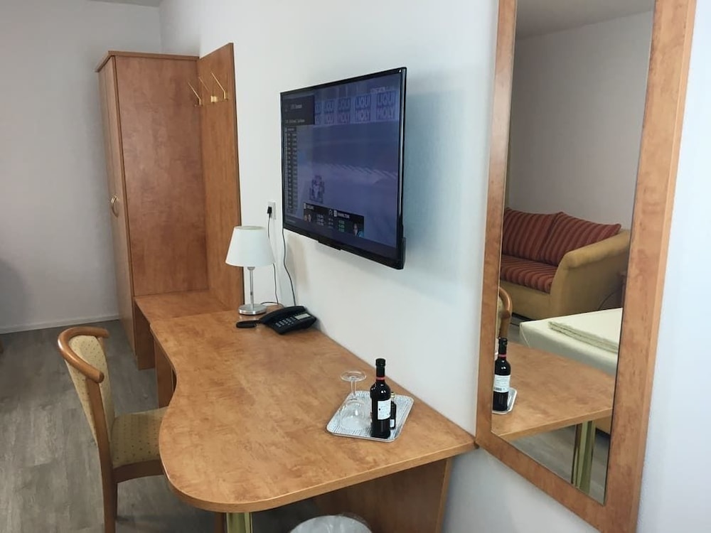Standard Triple Room photo 2