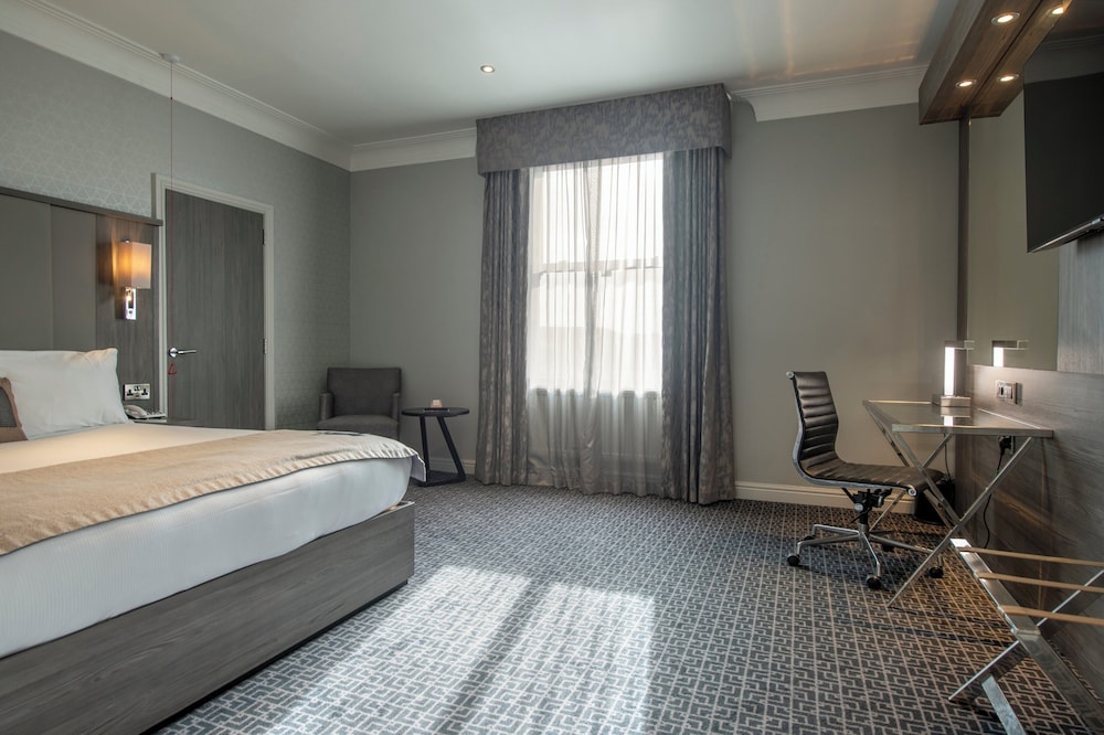 Room, 1 Queen Bed, Accessible (Mobility) photo 2