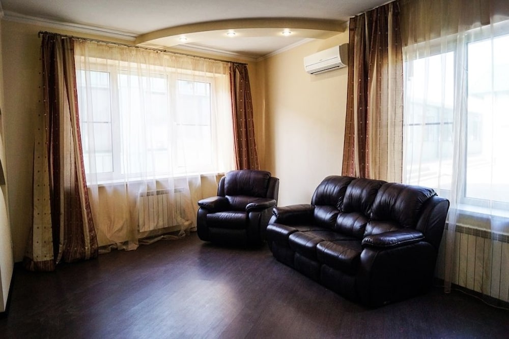 Royal Suite, Garden View photo 2