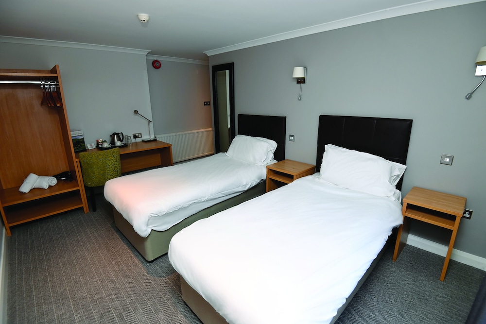 Twin Room - Photo 1